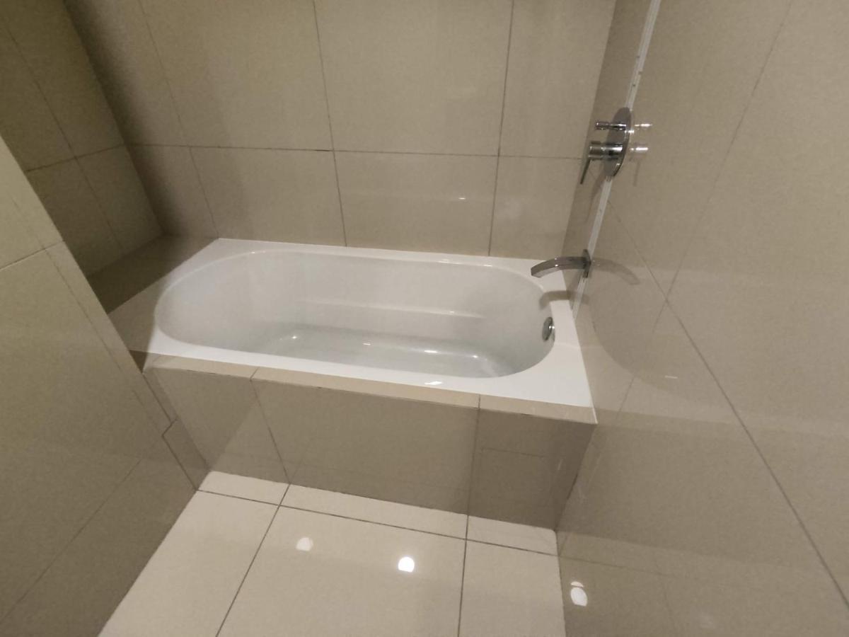 Apartamento Penthouse Con Calefaccion Piscina Temperada Miraflores