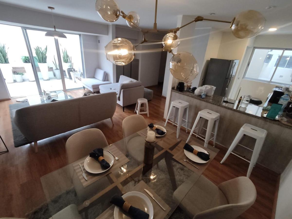 Apartamento Penthouse Con Calefaccion Piscina Temperada Miraflores Lima